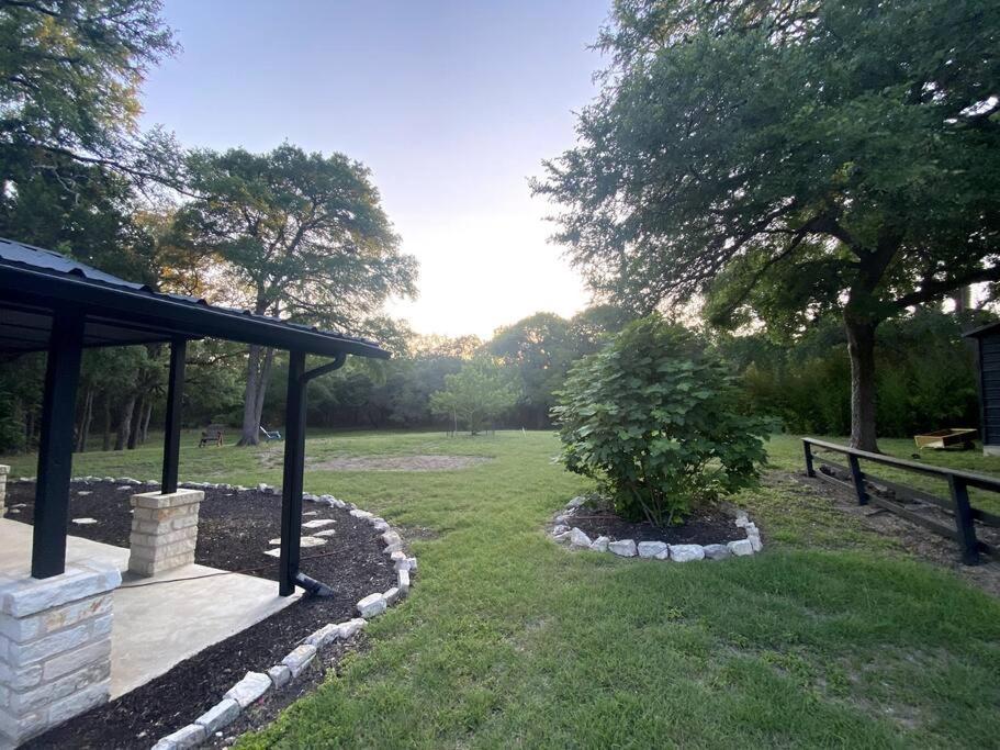 Relaxing Alpaca Ranch Mins From Downtown Wimberley 빌라 외부 사진
