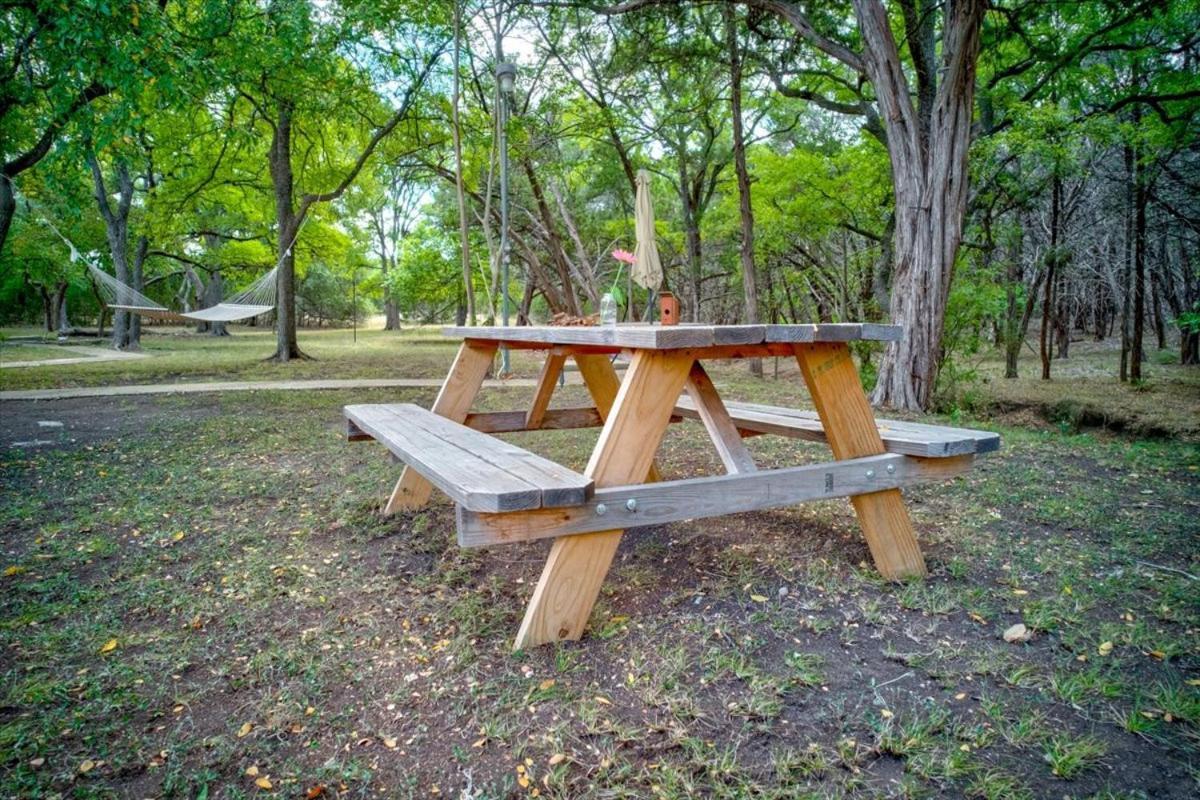 Relaxing Alpaca Ranch Mins From Downtown Wimberley 빌라 외부 사진
